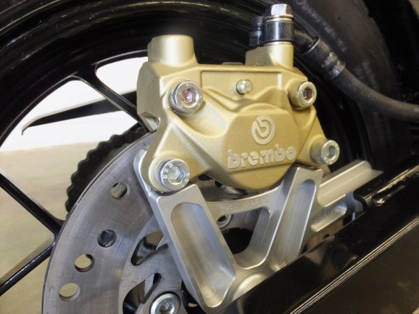 Brembo2P Caliper holder Rear for MSX/GROM SILVER (GCT-00003) - 画像 (4)
